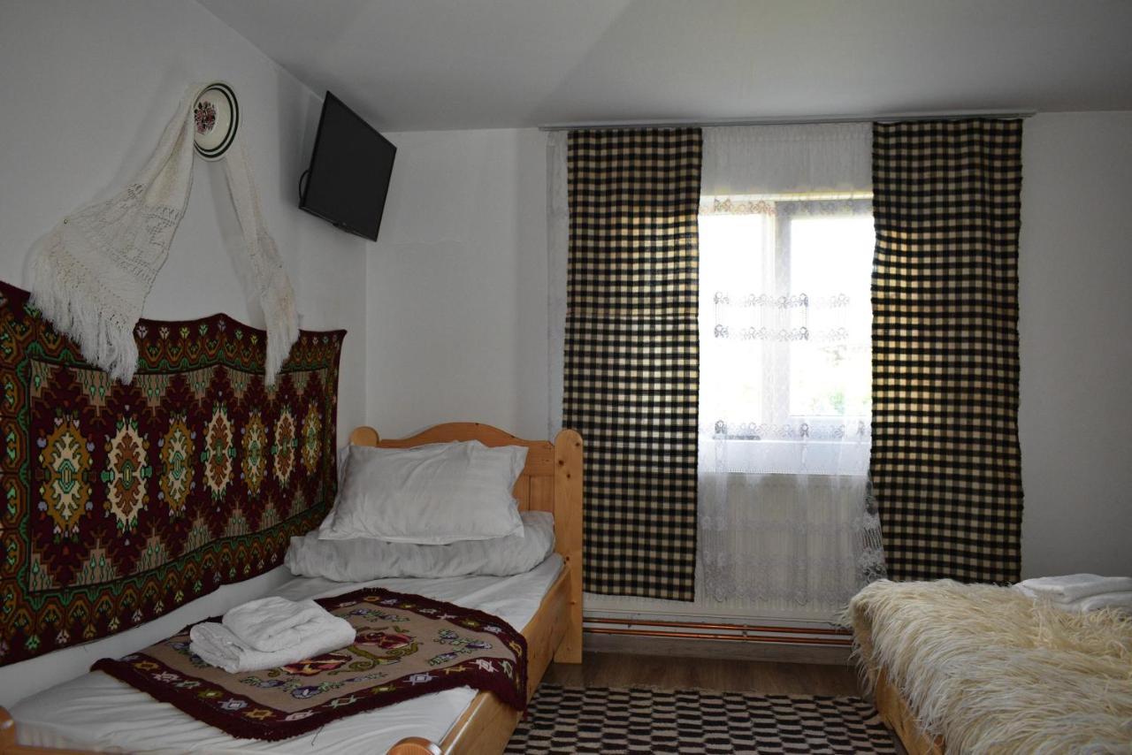Casa Vladicu Hotel Breb Buitenkant foto