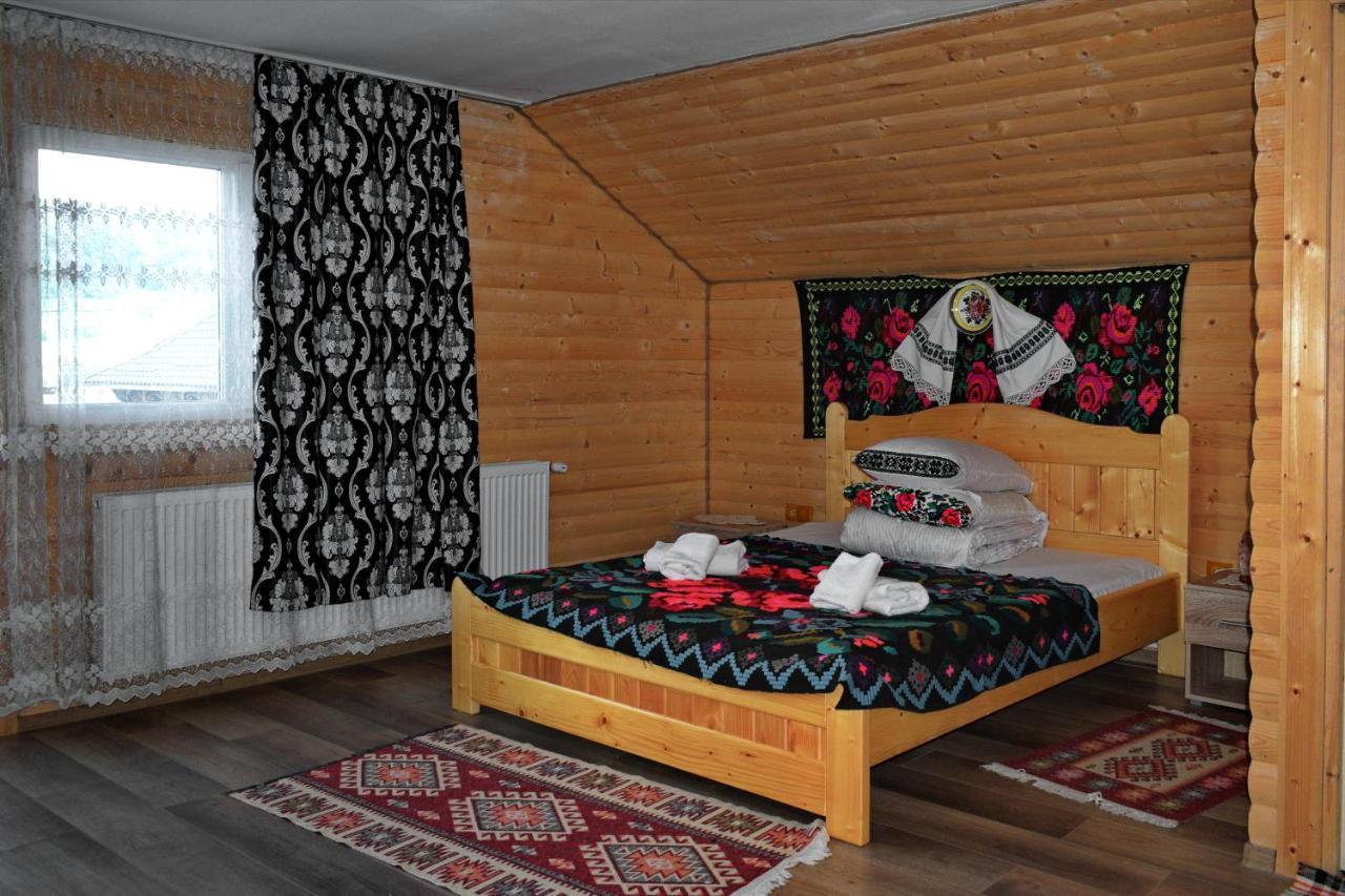 Casa Vladicu Hotel Breb Buitenkant foto